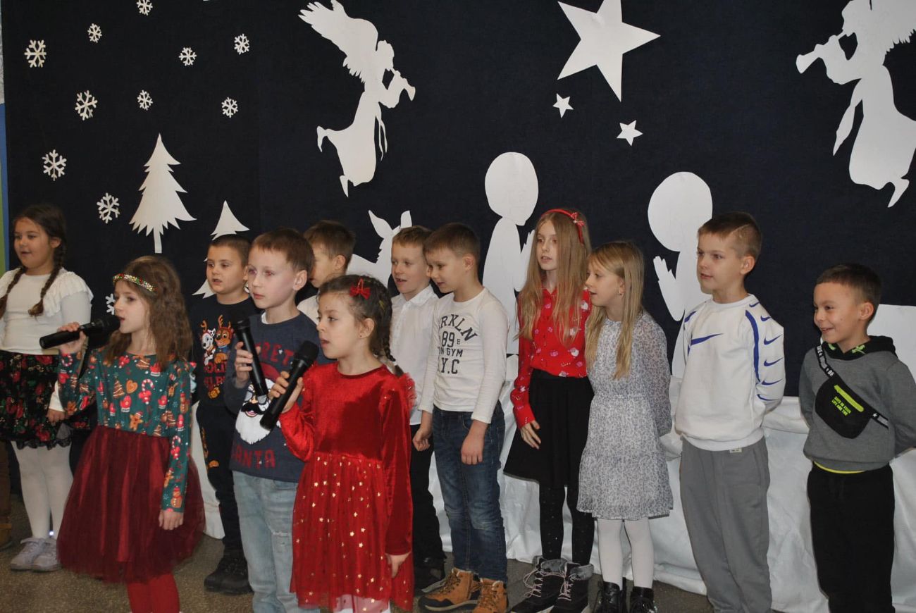 Wigilijne kolędowanie w Drążnej