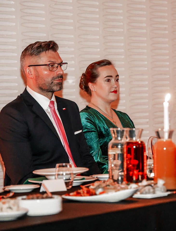 Ponad 200 osób na spotkaniu wigilijnym. Zobacz zdjęcia