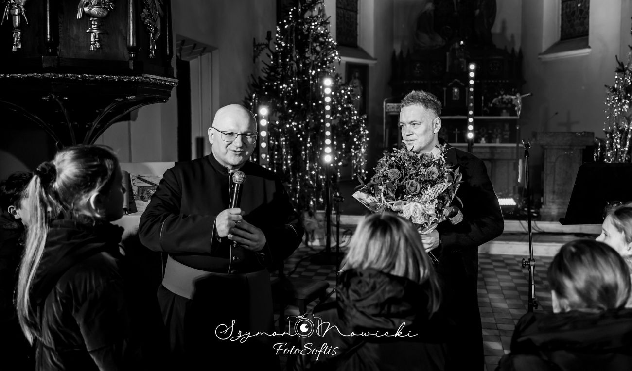 Krzysztof Antkowiak wystąpił w Giewartowie. Zobacz zdjęcia