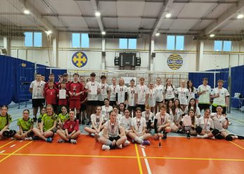 Siatkówka z Mikołajem