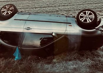 Samochód dachował w Słupcy