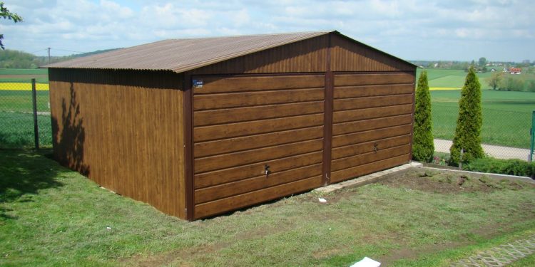 garaż blaszak dwuspadowy