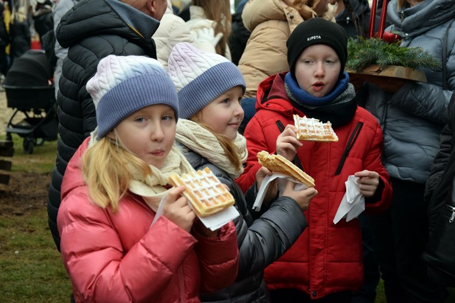 Świątecznie w Strzałowie. Zobacz zdjęcia z jarmarku