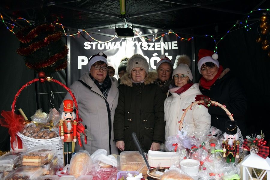 Świątecznie w Strzałowie. Zobacz zdjęcia z jarmarku
