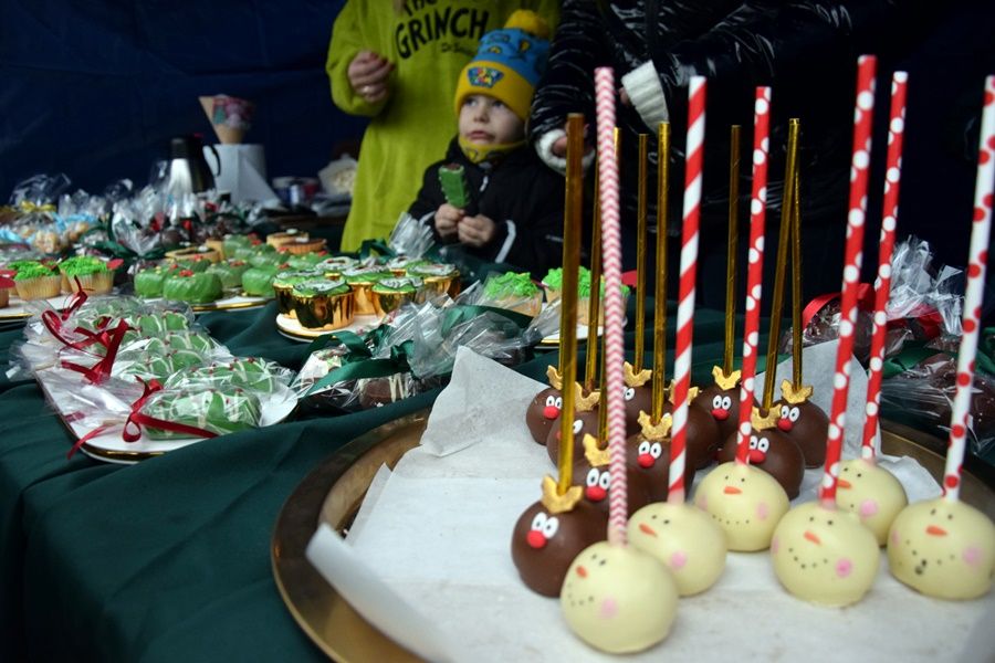 Świątecznie w Strzałowie. Zobacz zdjęcia z jarmarku