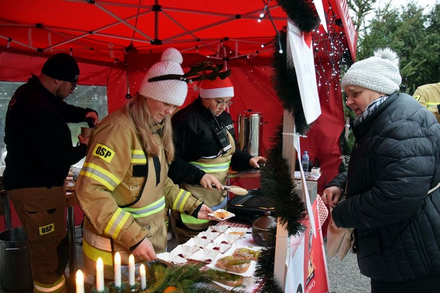 Świątecznie w Strzałowie. Zobacz zdjęcia z jarmarku