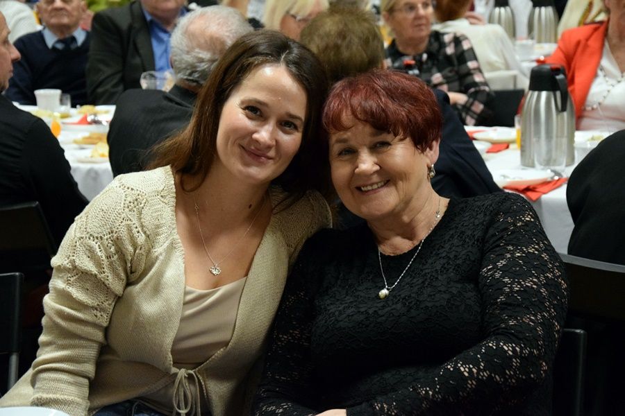 Ponad 200 osób na Wigilii ZDJĘCIA