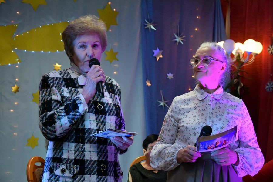 Ponad 200 osób na Wigilii ZDJĘCIA