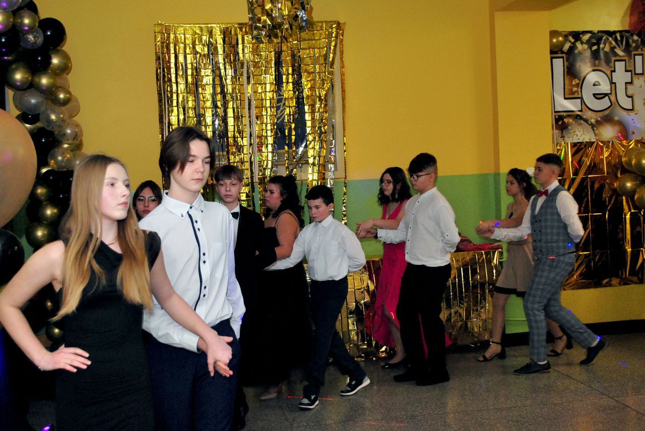 Bal VIII klasy w Drążnej