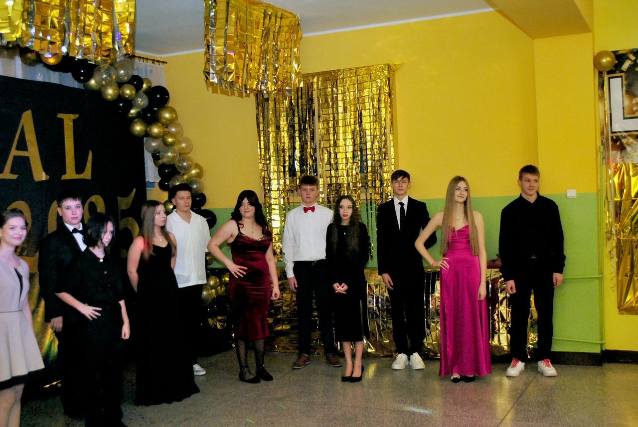 Bal VIII klasy w Drążnej