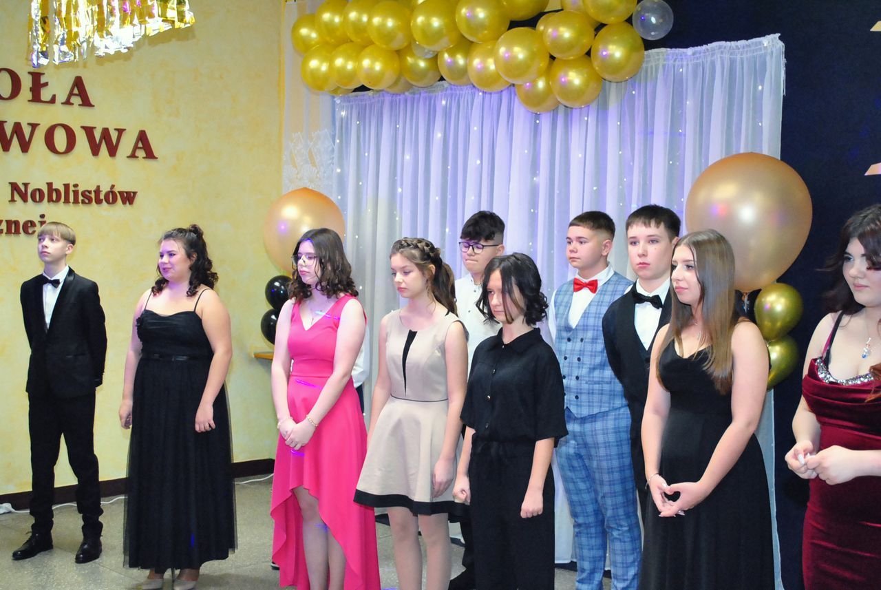 Bal VIII klasy w Drążnej