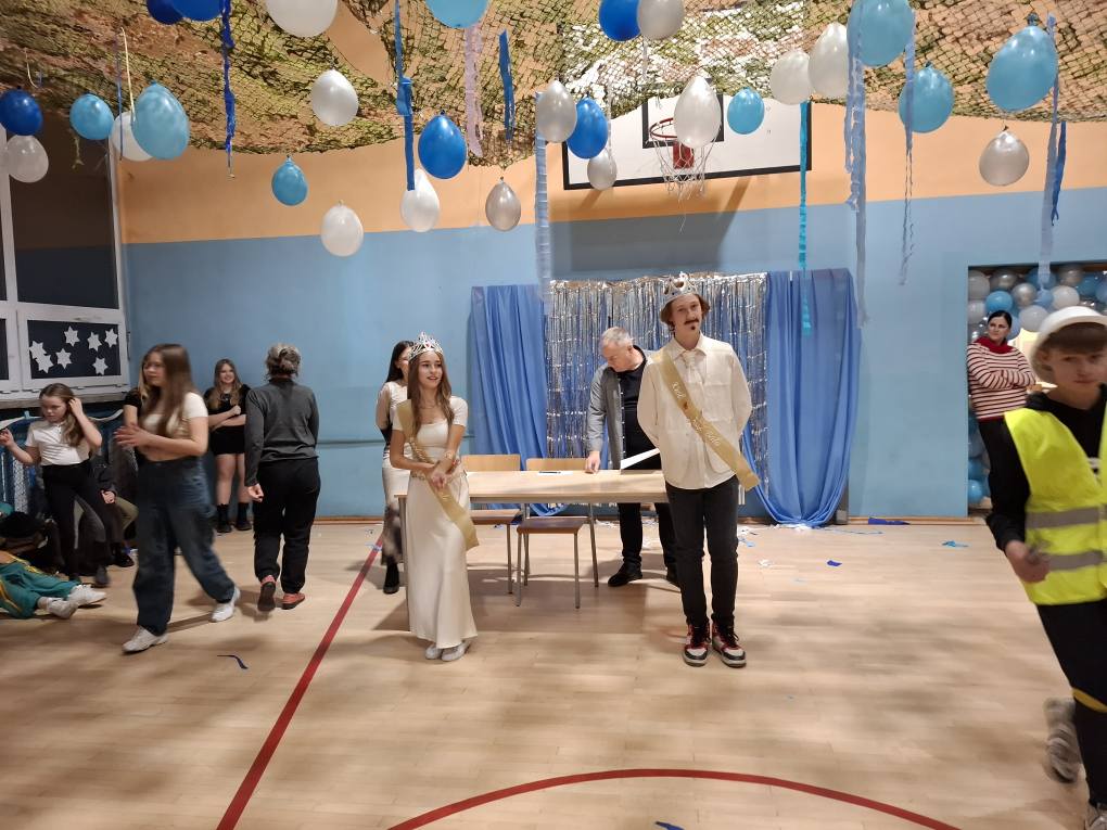 Bal IV – VIII klasy w Ciążeniu