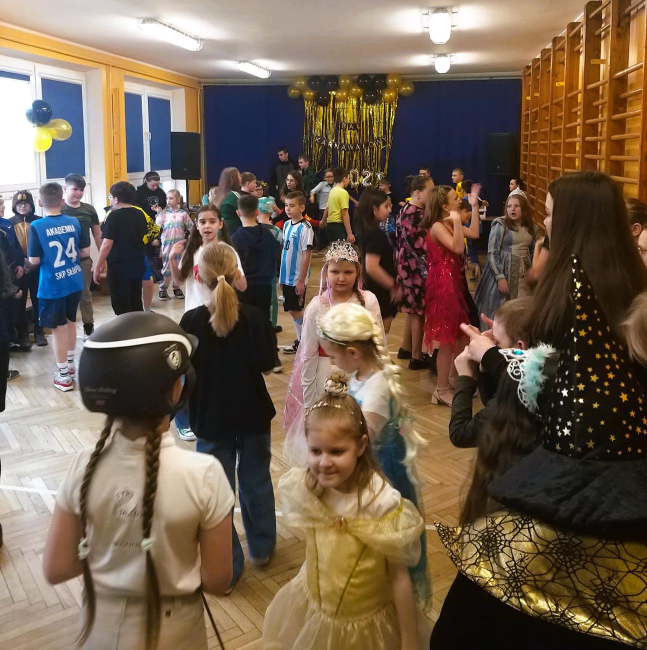 Bal karnawałowy w Kotuni