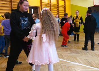 Bal karnawałowy w Kotuni