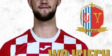 Oficjalnie przedstawiony jako trener