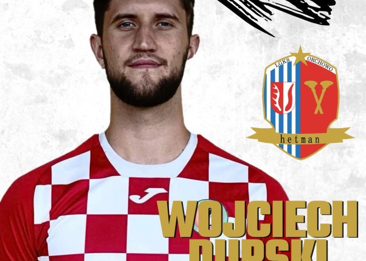 Oficjalnie przedstawiony jako trener