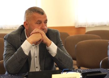 Radny apeluje ws. dróg. Wójt się nie zgadza