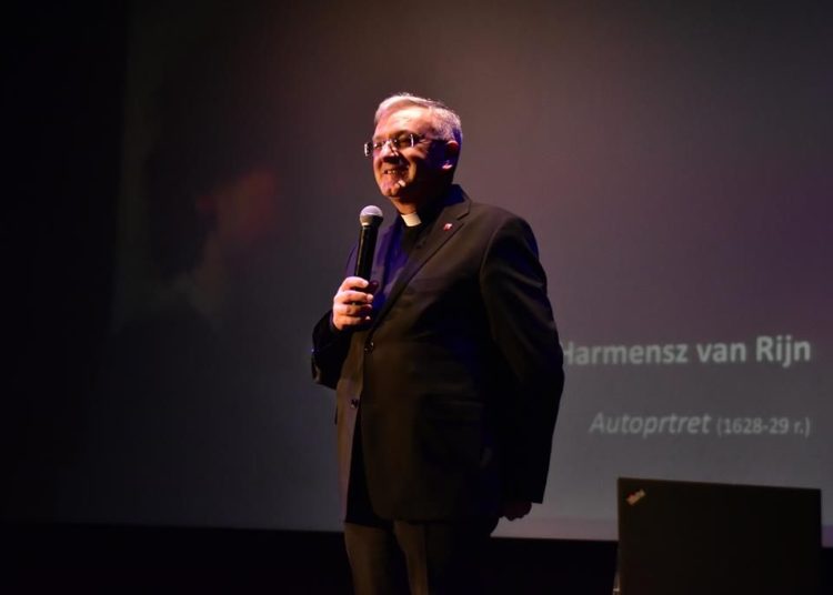 O Biblii ciekawie opowiadał