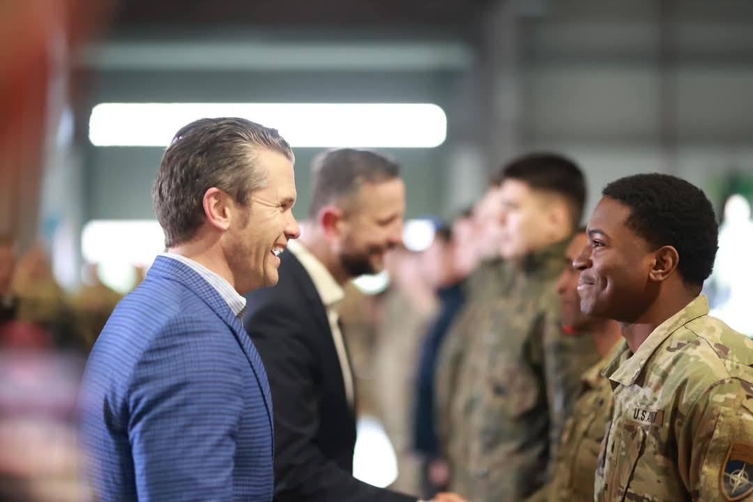 Sekretarz Obrony USA odwiedził Powidz