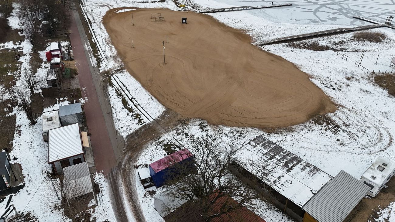 Ruszyły prace w Łazienkach i Przybrodzinie