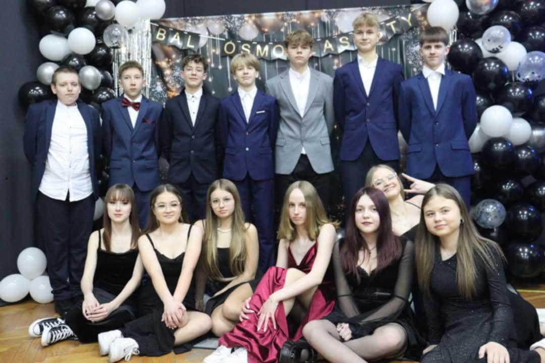 Bal VIII klasy w Cieninie Kościelnym