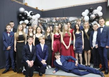 Bal VIII klasy w Cieninie Kościelnym