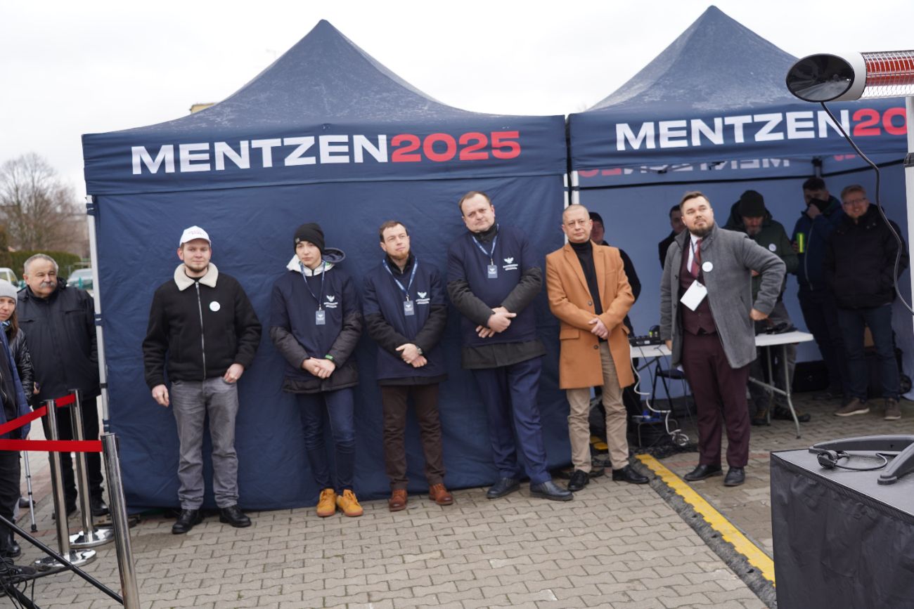 Mentzen w Słupcy. Wielu ludzi przyszło na spotkanie ZDJĘCIA