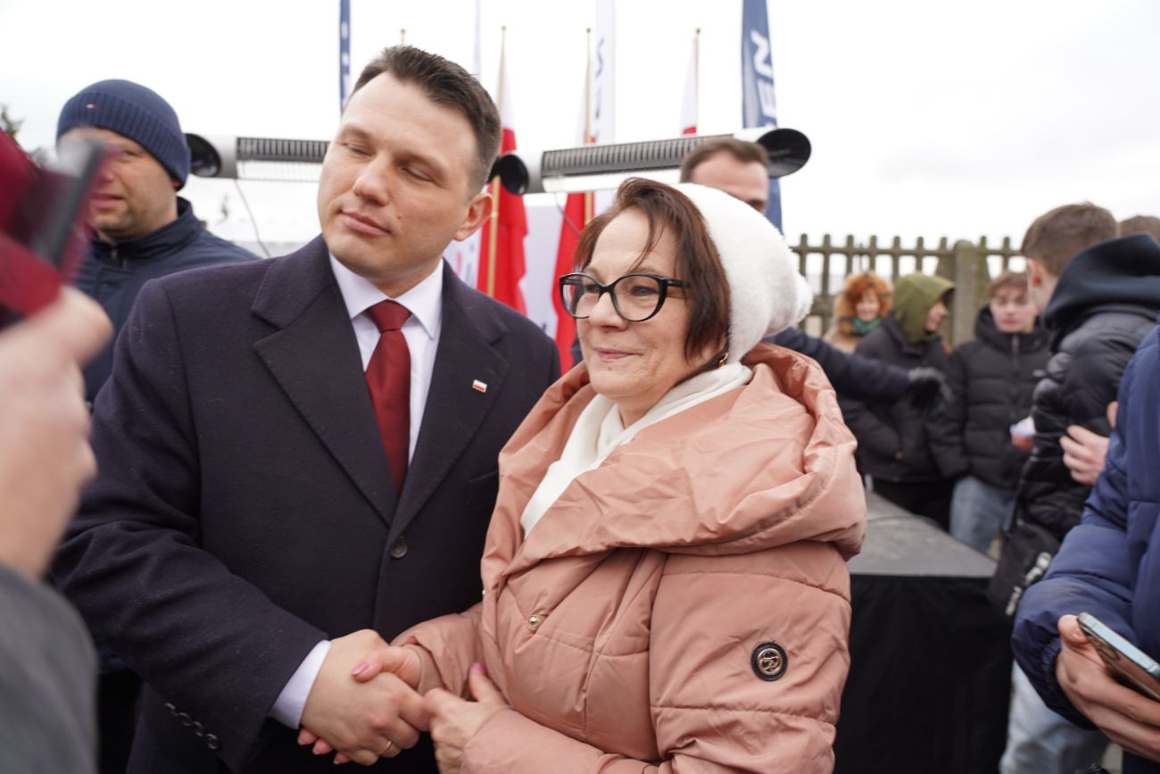 Mentzen w Słupcy. Wielu ludzi przyszło na spotkanie ZDJĘCIA