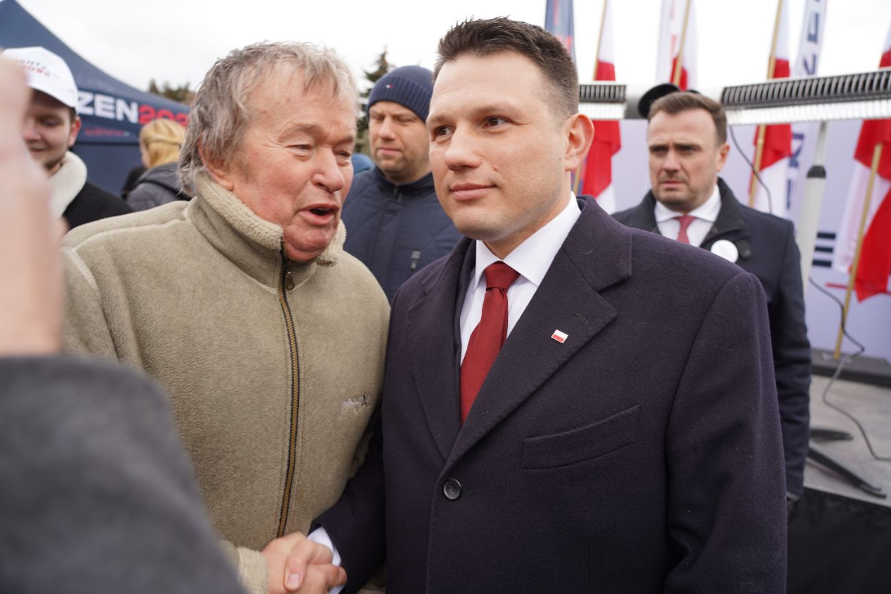 Mentzen w Słupcy. Wielu ludzi przyszło na spotkanie ZDJĘCIA