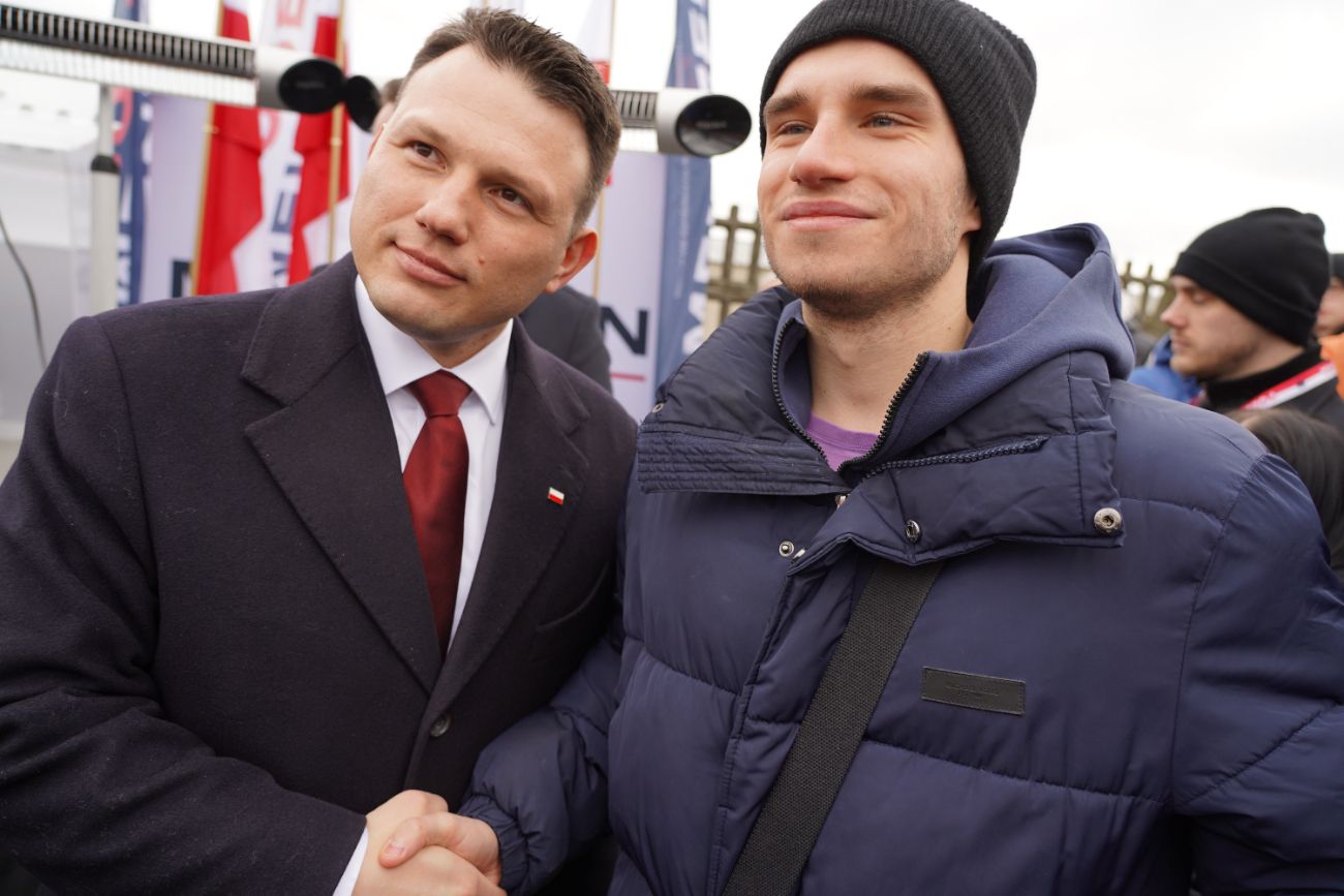 Mentzen w Słupcy. Wielu ludzi przyszło na spotkanie ZDJĘCIA