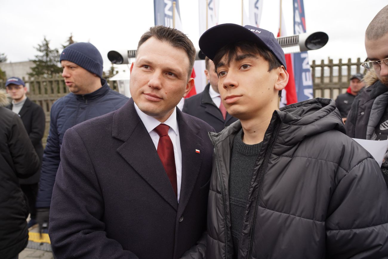 Mentzen w Słupcy. Wielu ludzi przyszło na spotkanie ZDJĘCIA