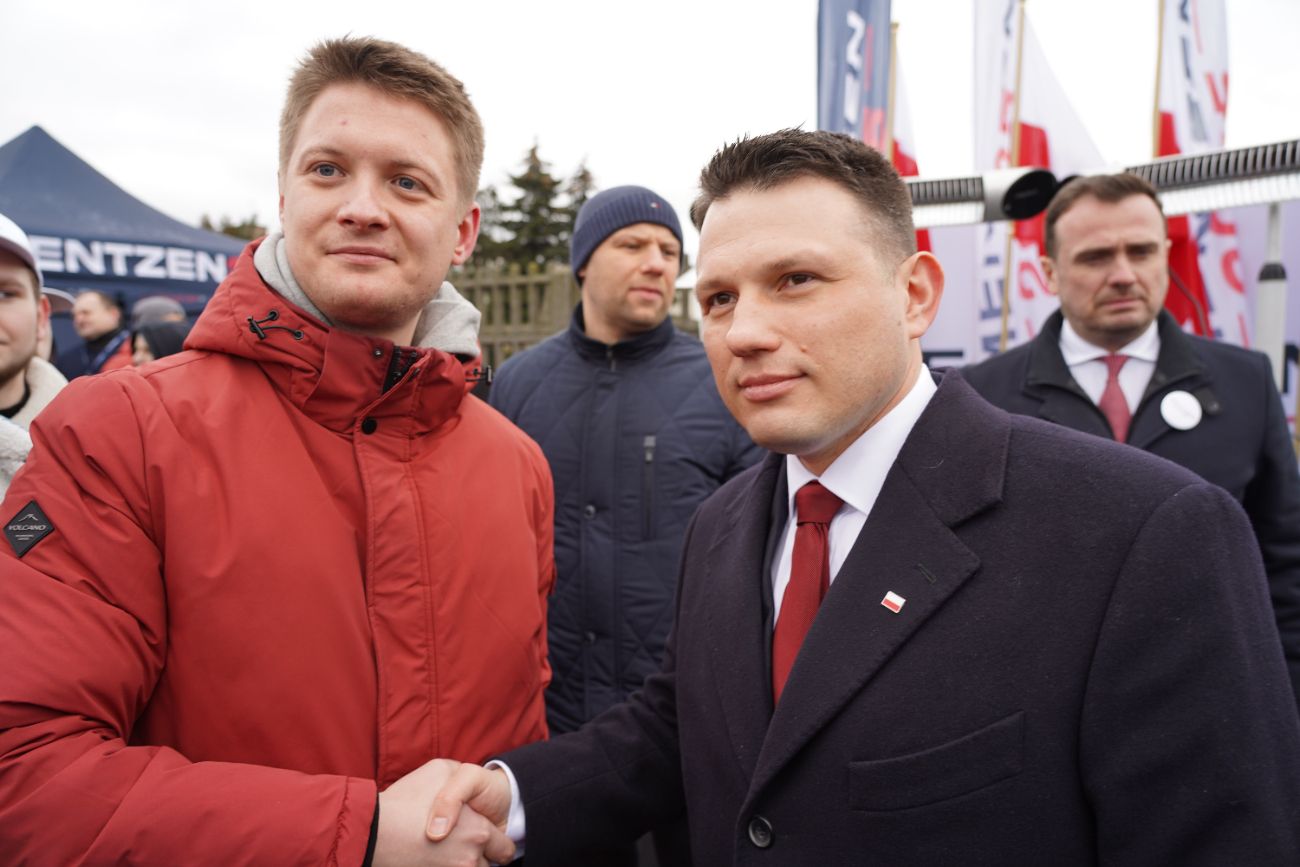 Mentzen w Słupcy. Wielu ludzi przyszło na spotkanie ZDJĘCIA