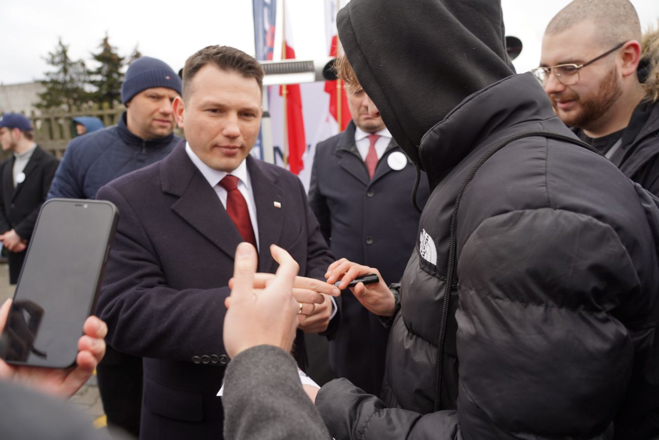 Mentzen w Słupcy. Wielu ludzi przyszło na spotkanie ZDJĘCIA