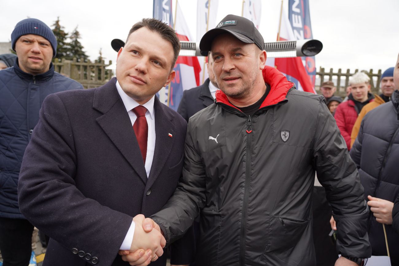 Mentzen w Słupcy. Wielu ludzi przyszło na spotkanie ZDJĘCIA