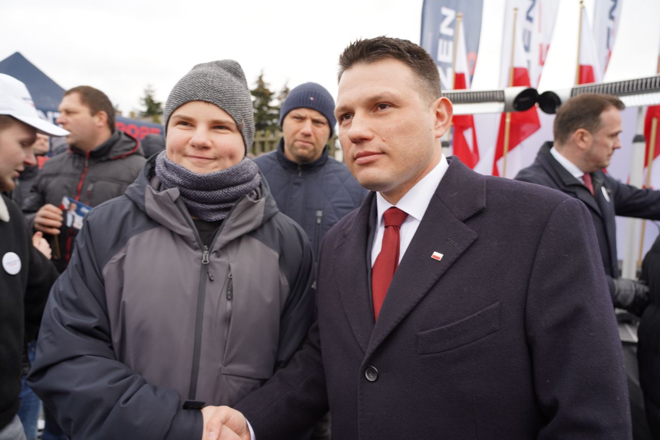 Mentzen w Słupcy. Wielu ludzi przyszło na spotkanie ZDJĘCIA