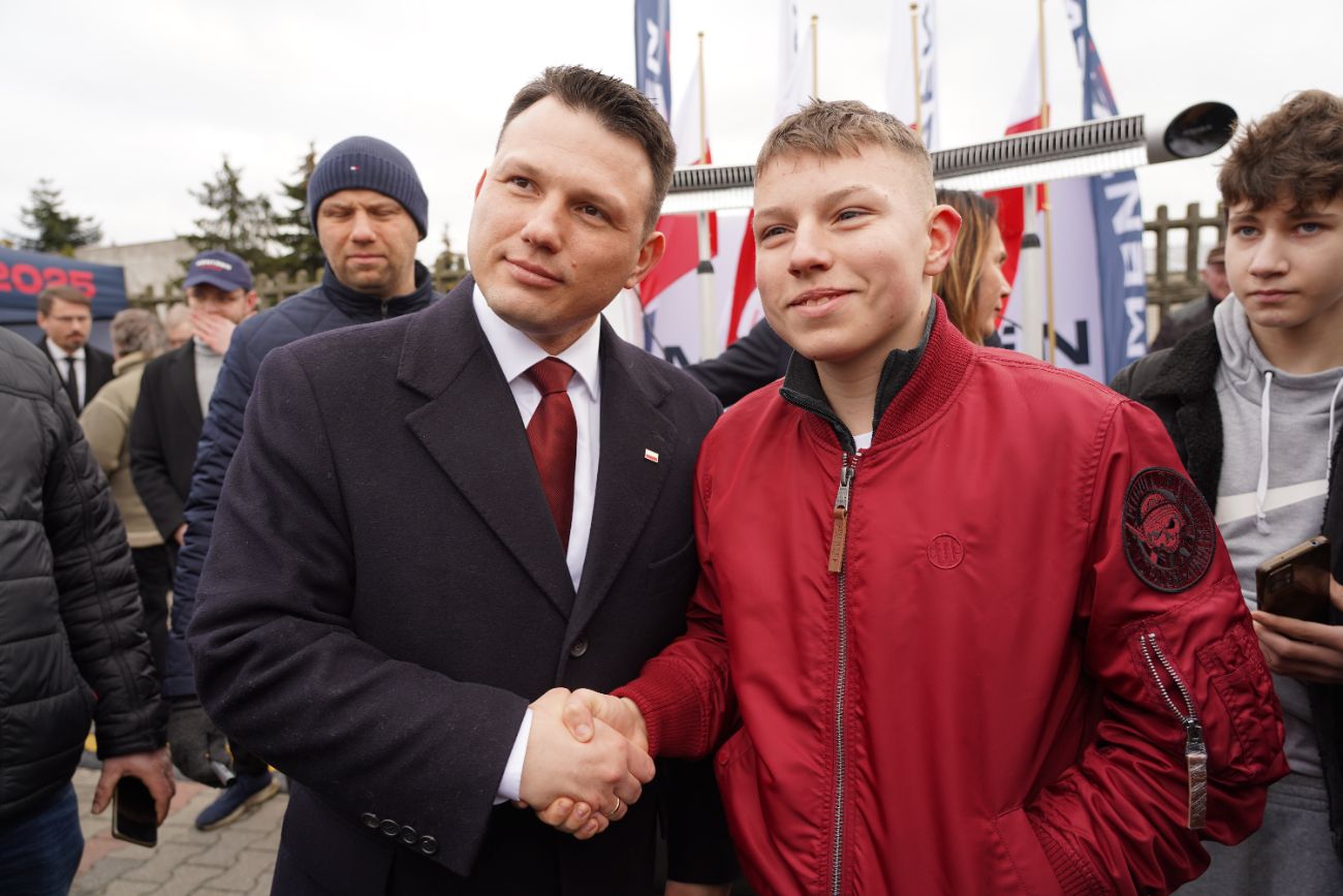 Mentzen w Słupcy. Wielu ludzi przyszło na spotkanie ZDJĘCIA