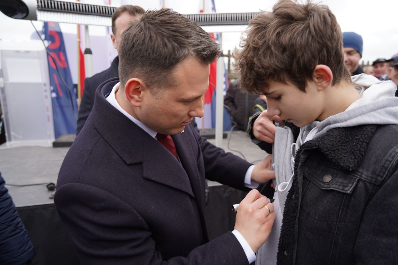 Mentzen w Słupcy. Wielu ludzi przyszło na spotkanie ZDJĘCIA