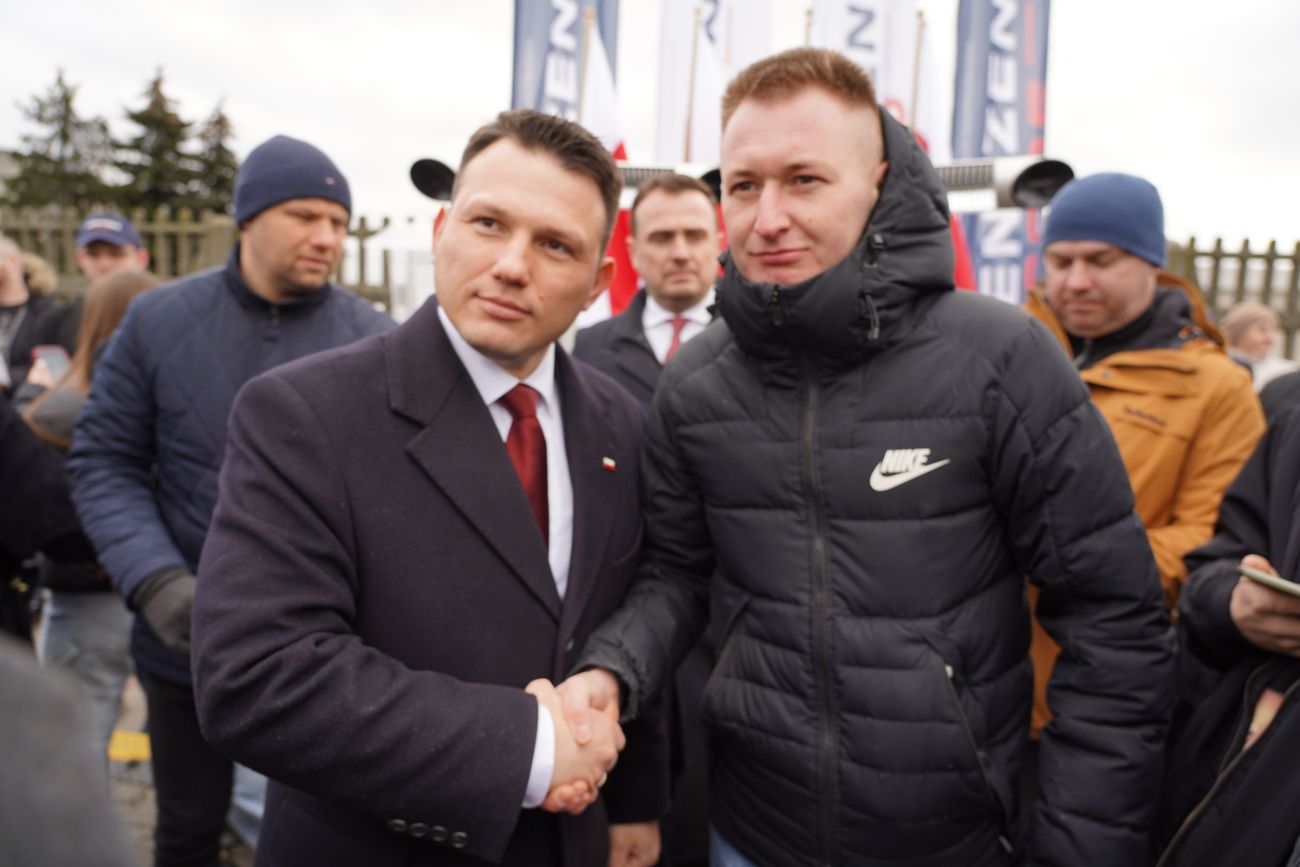 Mentzen w Słupcy. Wielu ludzi przyszło na spotkanie ZDJĘCIA