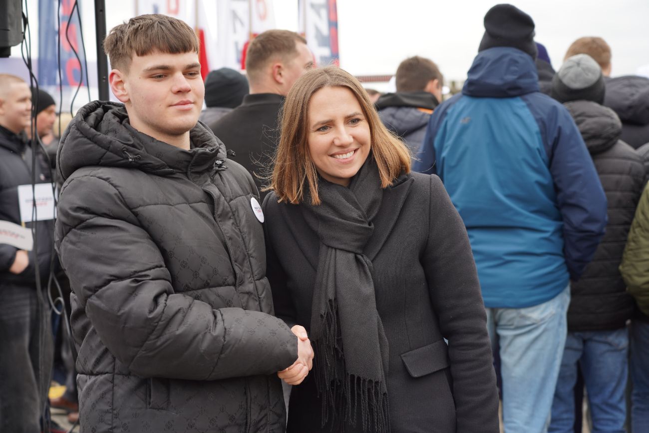 Mentzen w Słupcy. Wielu ludzi przyszło na spotkanie ZDJĘCIA