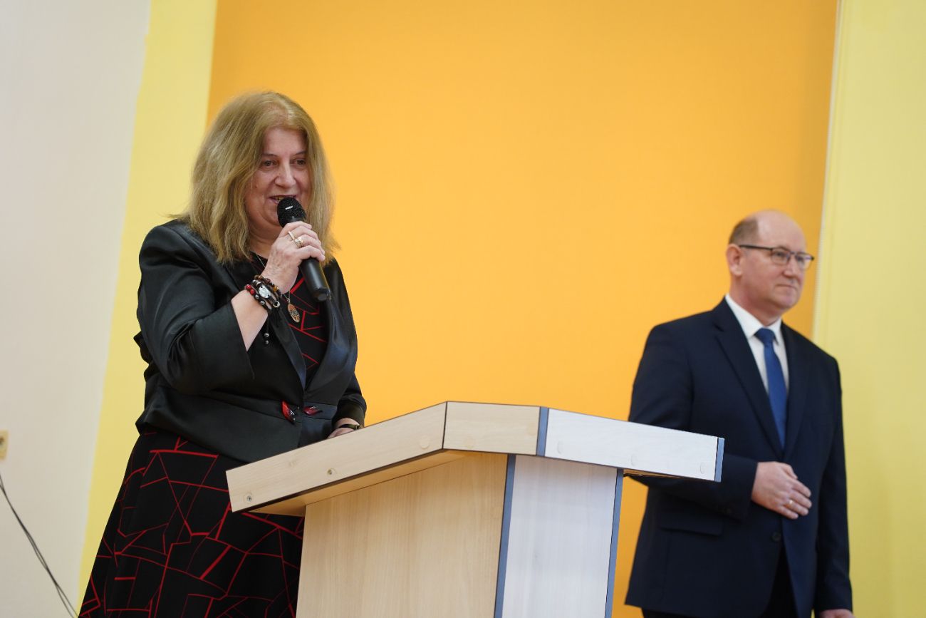 Pożegnał się ze szkołą, której 37 lat był dyrektorem