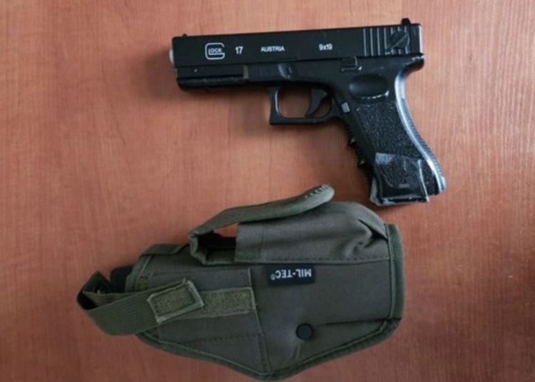 W okolicy: Udawali policjantów, chceli wlepić 500 euro mandatu