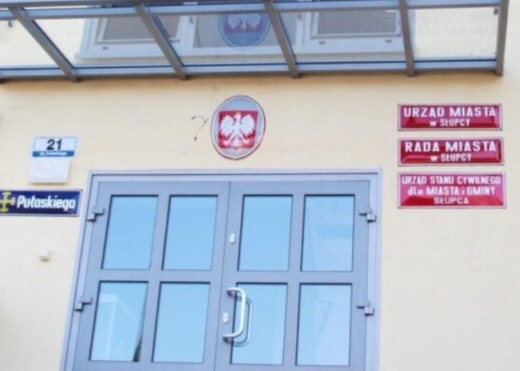 Zmiany w urzędzie miasta. Szukają nowego pracownika