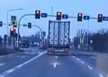 W okolicy: Nie zatrzymał się na czerwonym świetle. Zobacz, jak to się skończyło