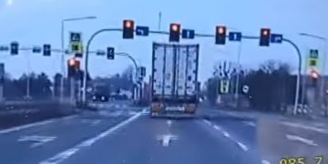 W okolicy: Nie zatrzymał się na czerwonym świetle. Zobacz, jak to się skończyło