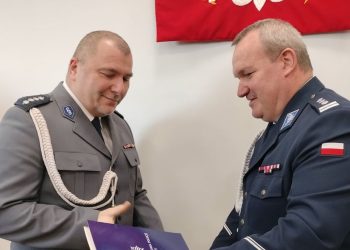 Żegna się z policyjnym mundurem