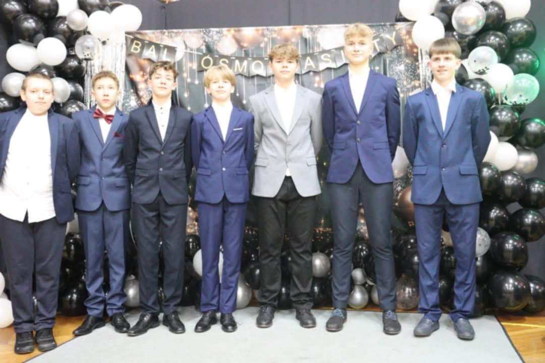 Bal VIII klasy w Cieninie Kościelnym