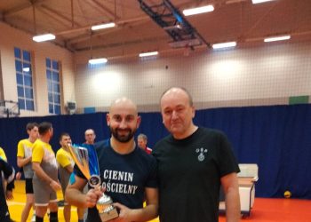 Strażacka siatkówka, tenis i dart