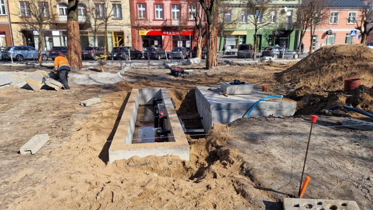 Tam będzie fontanna. Kolejny raport z prac na rynku