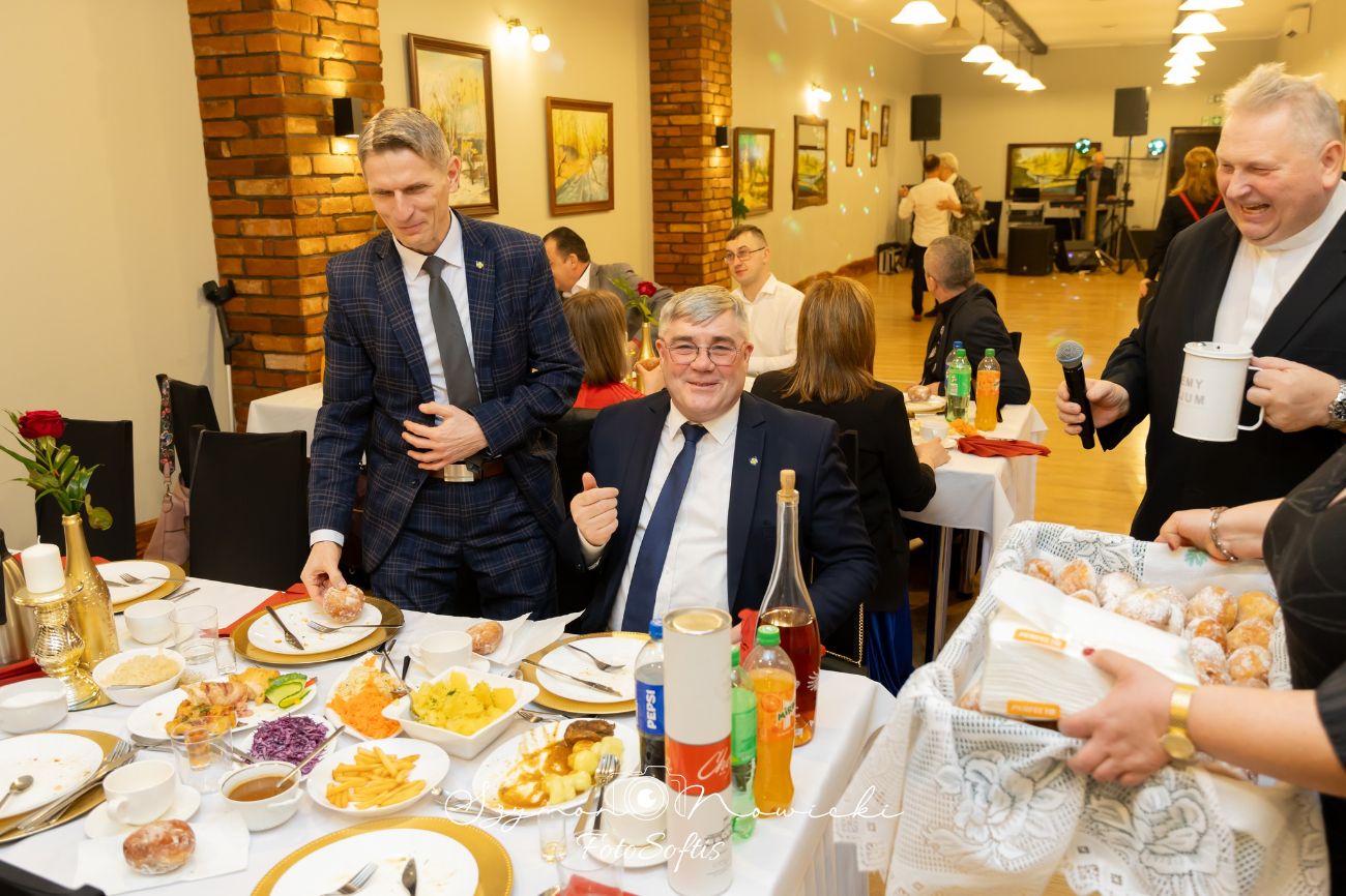 Stowarzyszenie Michałki zorganizowało bal. I to jaki! ZDJĘCIA