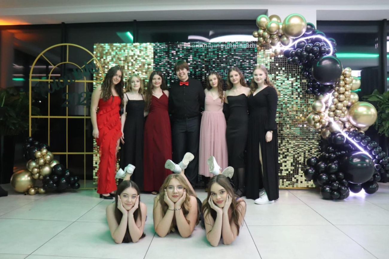 Świętowali półmetek edukacji. Zobacz zdjęcia z połowinek